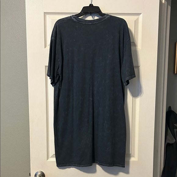 Double Zero Dark Gray heathered Short Sleeve Tshirt dress. - Picture 3 of 4